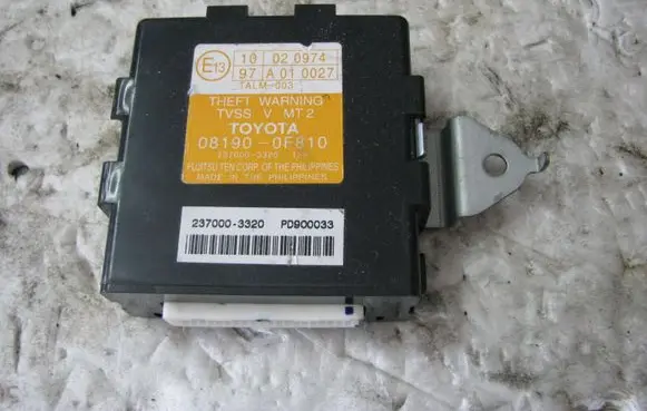 Toyota Corolla Verso E121 Alarm control unit/module 081900f810