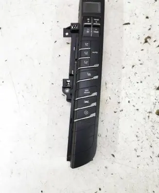 Porsche Macan (95B) A set of switches 95B907042T 5HB01165735 000005684