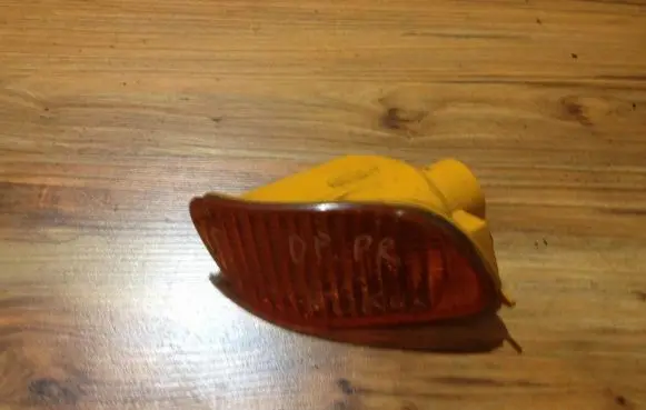 Ford Focus Front indicator light xs4x13368a