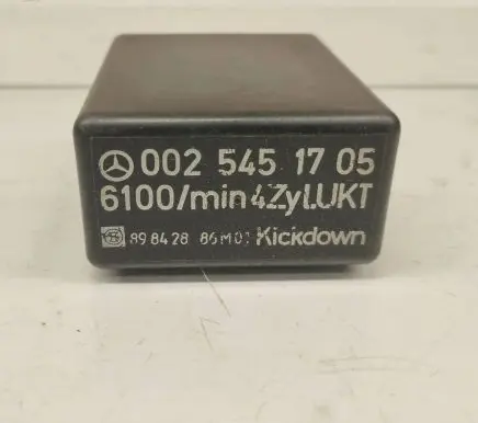 Mercedes-Benz E W124 Other relay 0025451705