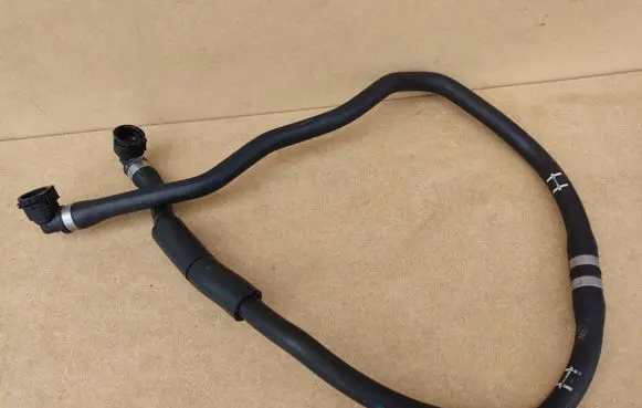 BMW 4 F32 F33 Engine coolant pipe/hose 17128507246 8507246 13163214837810