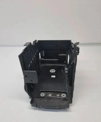 Land Rover Evoque II Battery box tray K8D210723A T1270