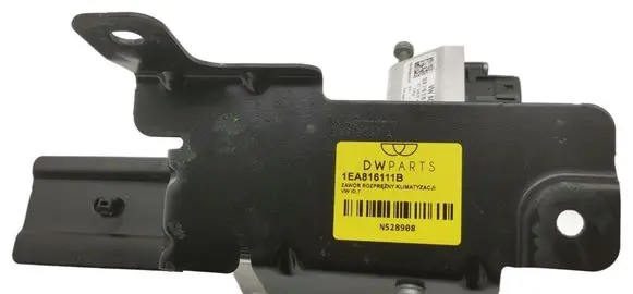 Air conditioning (A/C) expansion valve