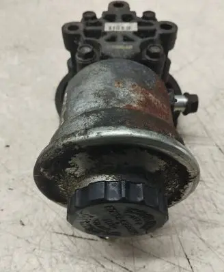 Toyota Avensis T250 Power steering pump