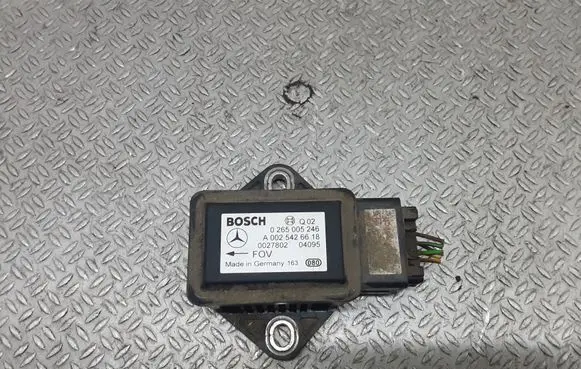 Mercedes-Benz Vito Viano W639 ESP acceleration yaw rate sensor A0025426618 0265005246