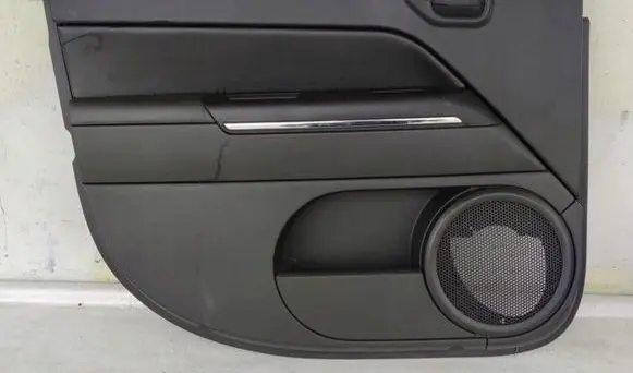 Jeep Compass Front door card panel trim L0100727AA