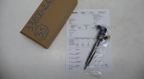 Hyundai i40 Fuel injector 338002A800