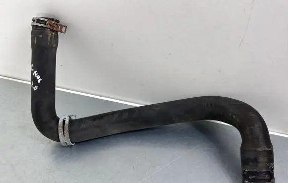 Ford C-MAX II Intercooler hose/pipe FV418260AC