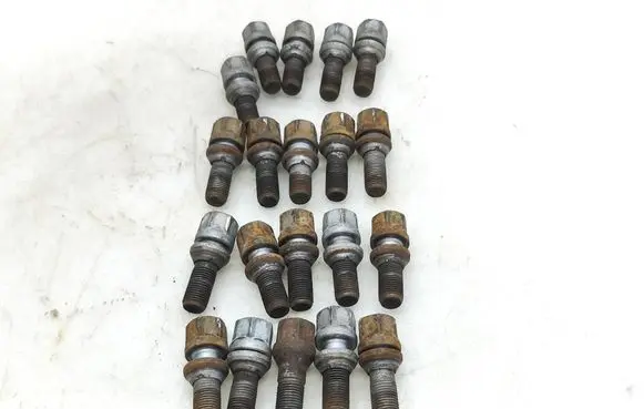 Citroen Jumpy Nuts/bolts 