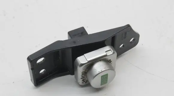 Nissan Note (E12) Other switches/knobs/shifts