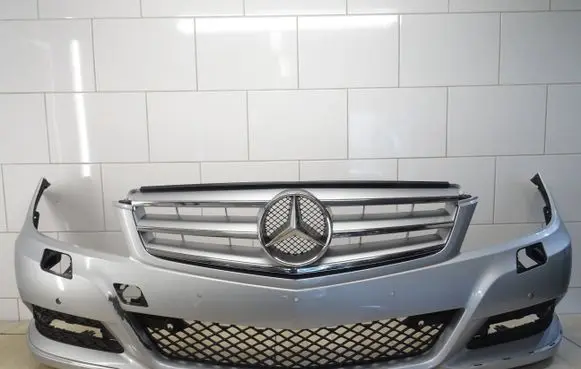 Mercedes-Benz C W204 Front bumper A2048805547