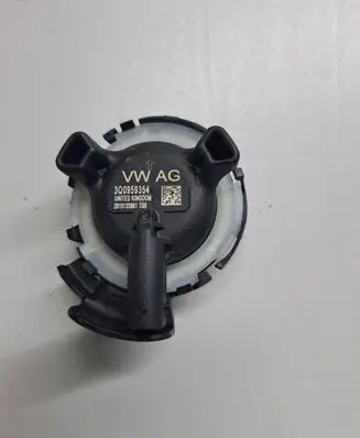 Volkswagen PASSAT B8 Airbag deployment crash/impact sensor 3Q0959354 2810133861