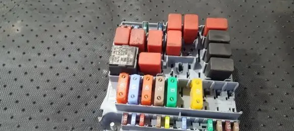 Fiat 500L Fuse box set 51905216