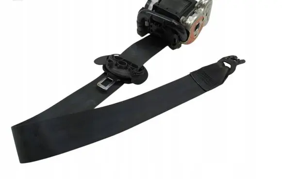 Skoda Superb B8 (3V) Front seatbelt 