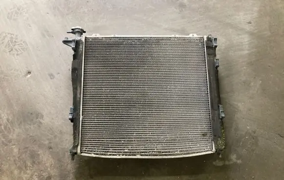 KIA Sorento Coolant radiator