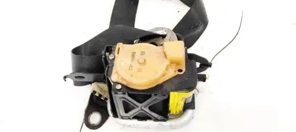 Mitsubishi Grandis Front seatbelt TKAF2N700 TK-AF2-N700