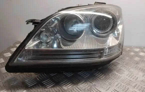 Mercedes-Benz ML W164 Headlight/headlamp 263347