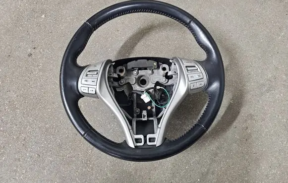 Nissan Qashqai Steering wheel 34154207B