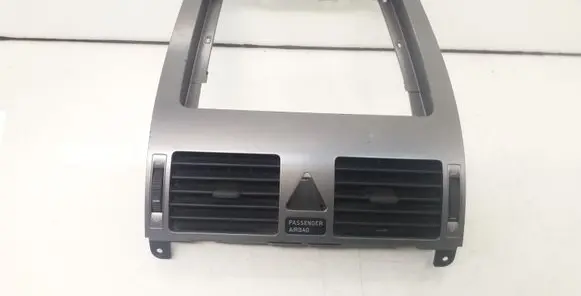 Volkswagen Touran I Dash center air vent grill 1T1819728C 1T0919234B 251030119