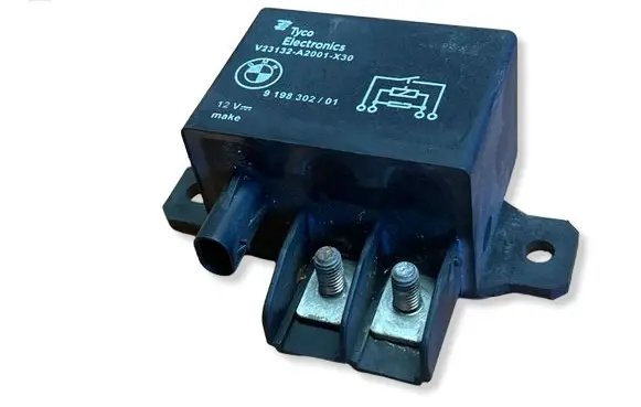 BMW 3 F30 F35 F31 Coolant fan relay 9198302