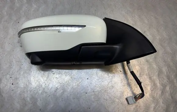 Nissan Qashqai Front door electric wing mirror 20805002