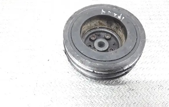 Audi A4 S4 B5 8D Crankshaft pulley 028105243Q