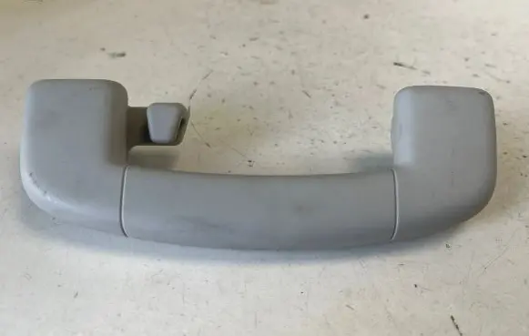 Skoda Superb B8 (3V) Rear interior roof grab handle 3V0857643A