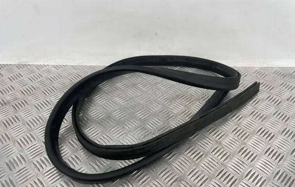 Mercedes-Benz GL X166 Engine compartment rubber