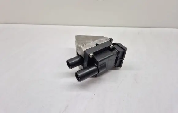 Mercedes-Benz C W202 High voltage ignition coil 0001582485