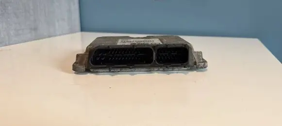 Fiat Panda II Engine control unit/module ECU 55196261 6160112401