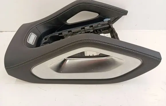Mercedes-Benz GLE W167 Other center console (tunnel) element A1676801601