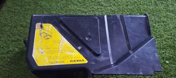Volvo S80 Battery box tray cover/lid 8622335