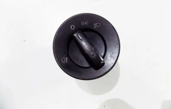 Skoda Octavia Mk2 (1Z) Light switch 1Z0941431F