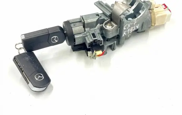 Mazda CX-7 Ignition lock X1T26572A NE6166938A