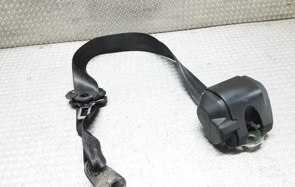 Volkswagen Polo IV 9N3 Rear seatbelt 6Q0857806A