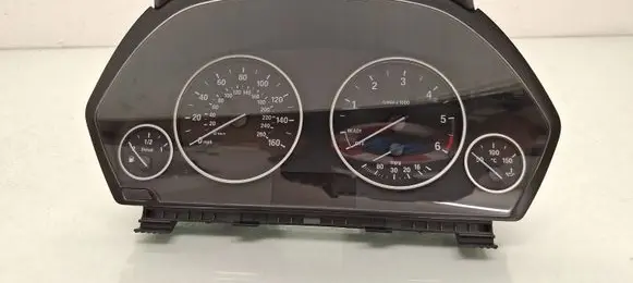 BMW 3 F30 F35 F31 Speedometer (instrument cluster) 17649411 9287481 007051025