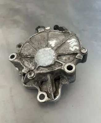 Land Rover Range Rover Sport L320 Vacuum pump 4R8Q2A451AE