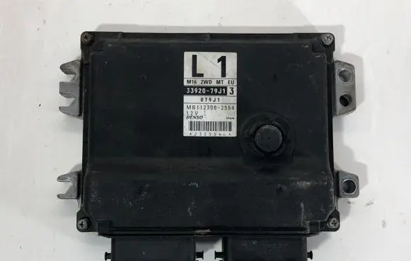 Suzuki SX4 Engine control unit/module 3392079J1 MB1123002554