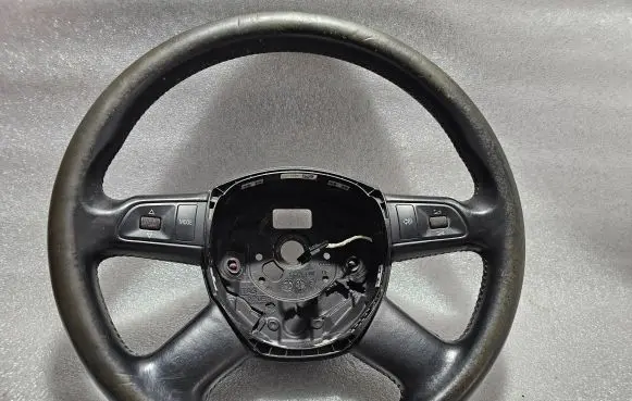 Audi Q7 4L Steering wheel 61678340c00 90077000