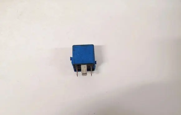 BMW 5 E34 Other relay 61366915327 61.36-6915327