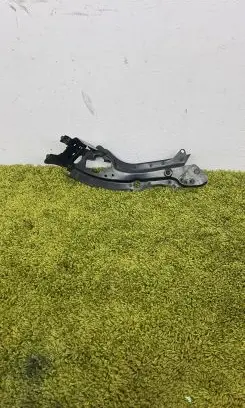 Mercedes-Benz E W211 Top upper radiator support slam panel 2116200316