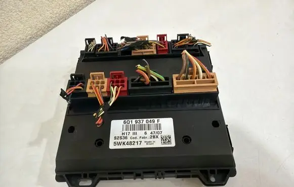 Volkswagen Polo IV 9N3 Comfort/convenience module 6Q1937049F