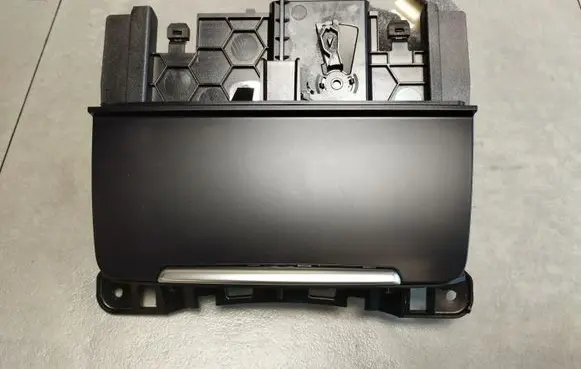 Audi A5 Sportback 8TA Ashtray (front) 8K0857951C