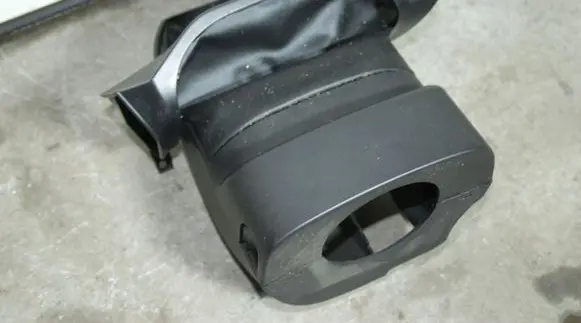Steering wheel column trim