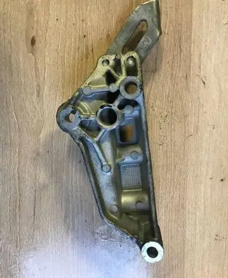 Volkswagen Golf VII Engine mounting bracket 09f199275