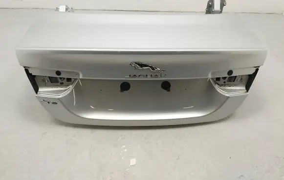 Jaguar XE Tailgate/trunk/boot lid 