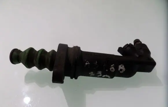 Audi A3 S3 8L Clutch slave cylinder 1J0721261D