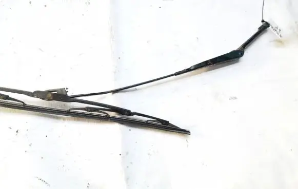 Audi A4 S4 B5 8D Front wiper blade arm 8d1955407a