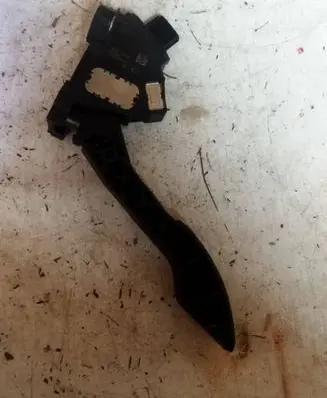 Toyota Auris 150 Accelerator throttle pedal 7811002020 07208A 7351615372
