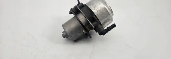 Volkswagen Golf VII Vacuum pump 5Q0612181